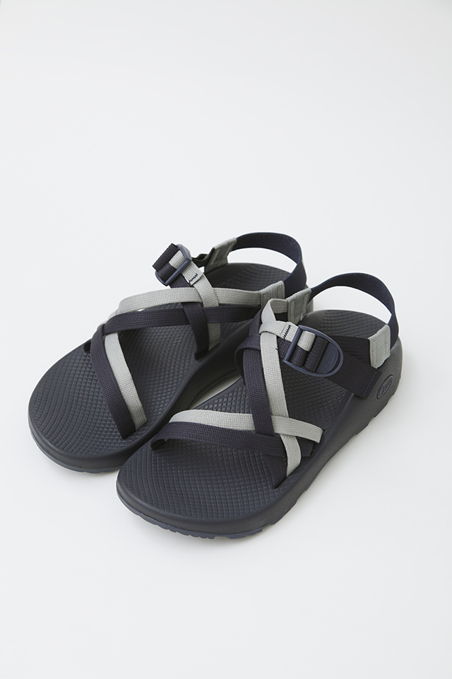 初夏に最適。［White Mountaineering × Chaco］のサンダル。