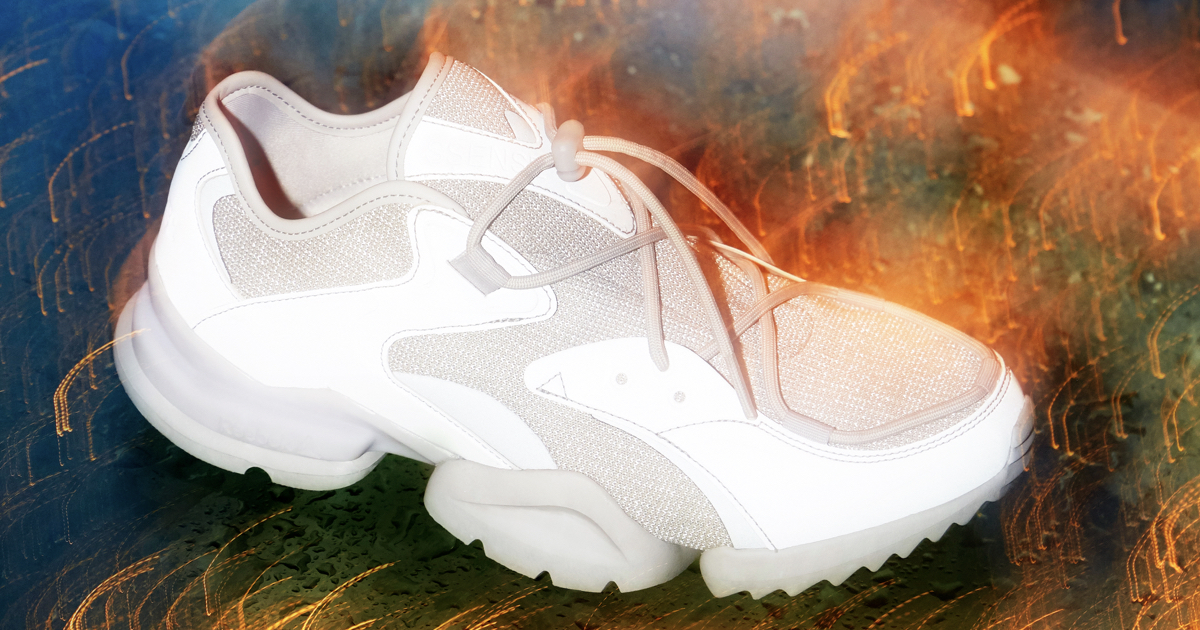 SSENSE × Reebokの『SSENSE × Reebok Run.r 96』