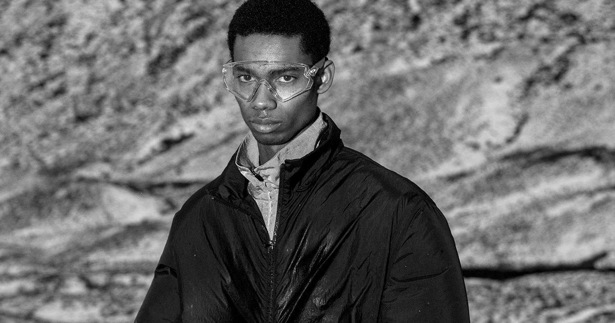 近未来的なイメージを具現化。OAKLEY by Samuel Rossの限定コレクション