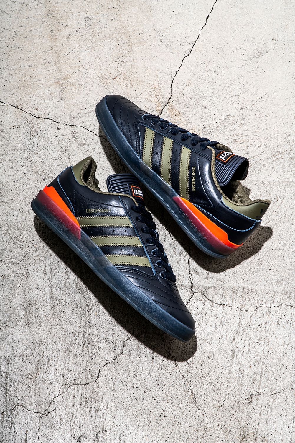 DESCENDANT - DESCENDANT ADIDAS ORIGINALS スニーカー 27.5cmの+