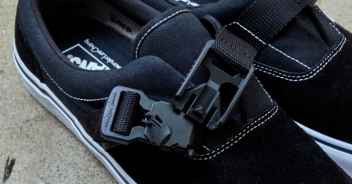 バックル付きの『ERA』。AlexanderLeeChang × VANSの最新コラボ バックル付きの『ERA』。AlexanderLeeChang × VANSの最新コラボ