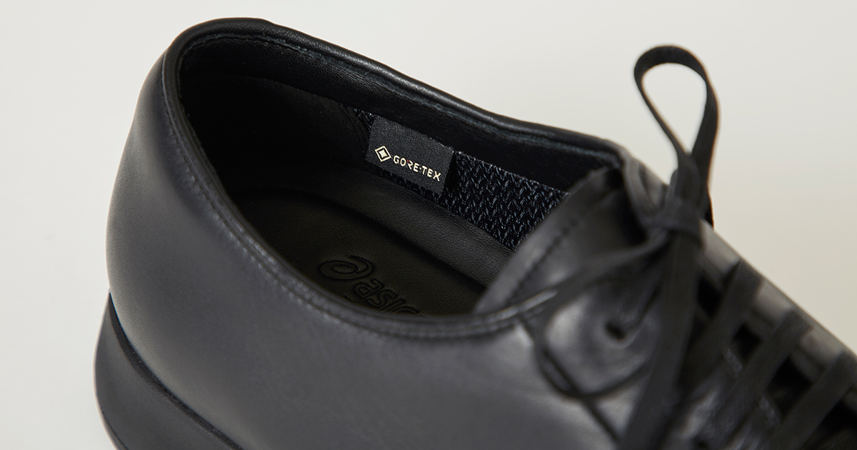 ASICSとUNITED ARROWSが共同開発した「GORE-TEXのドレススニーカー」