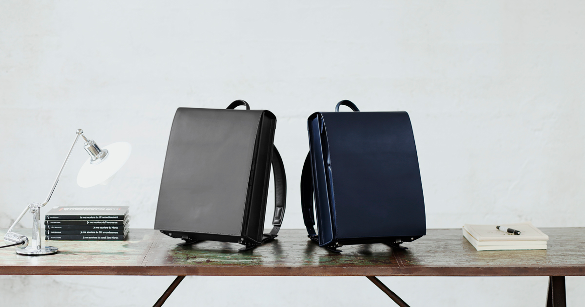 梅雨時期も大活躍。土屋鞄製造所の「大人のランドセル」に新色となる