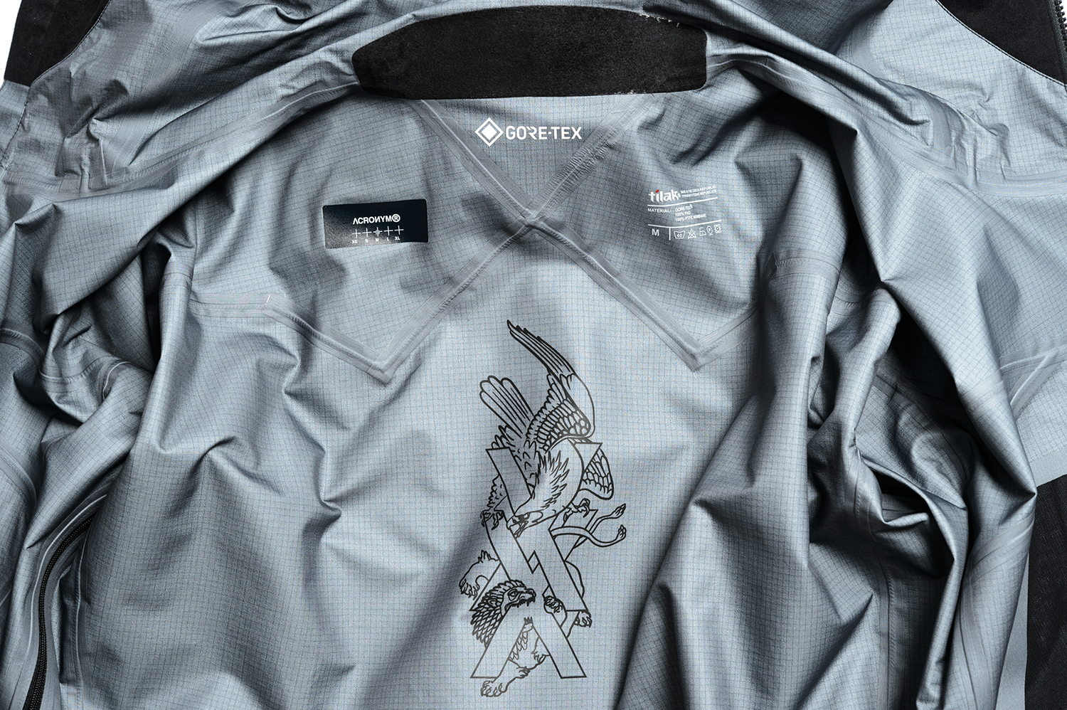 Tilak × ACRONYMの『The 20th Anniversary Evolution Jacket』が世界 