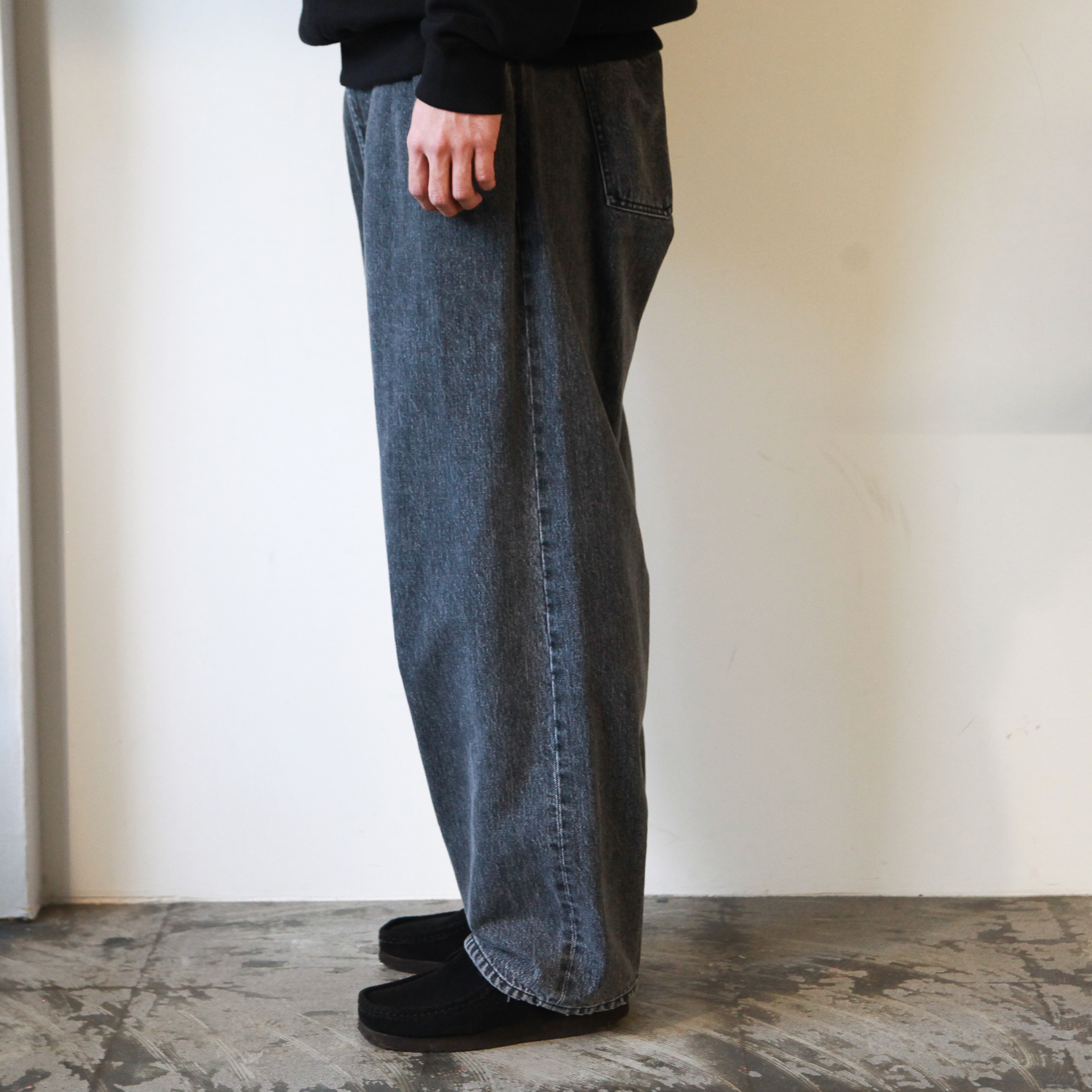 stein EX WIDE HOOKED DENIM JEANS・BLACK