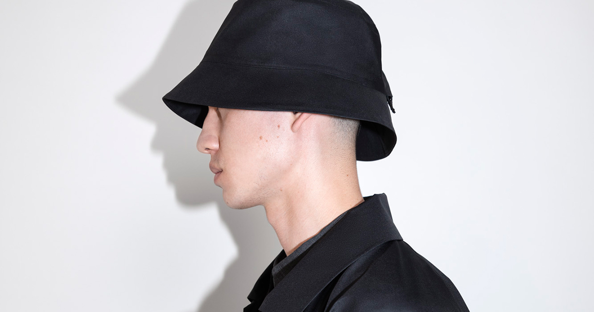 GORE-TEX®のGORE® C-KNIT™ backer technologyを採用。VEILANCEの