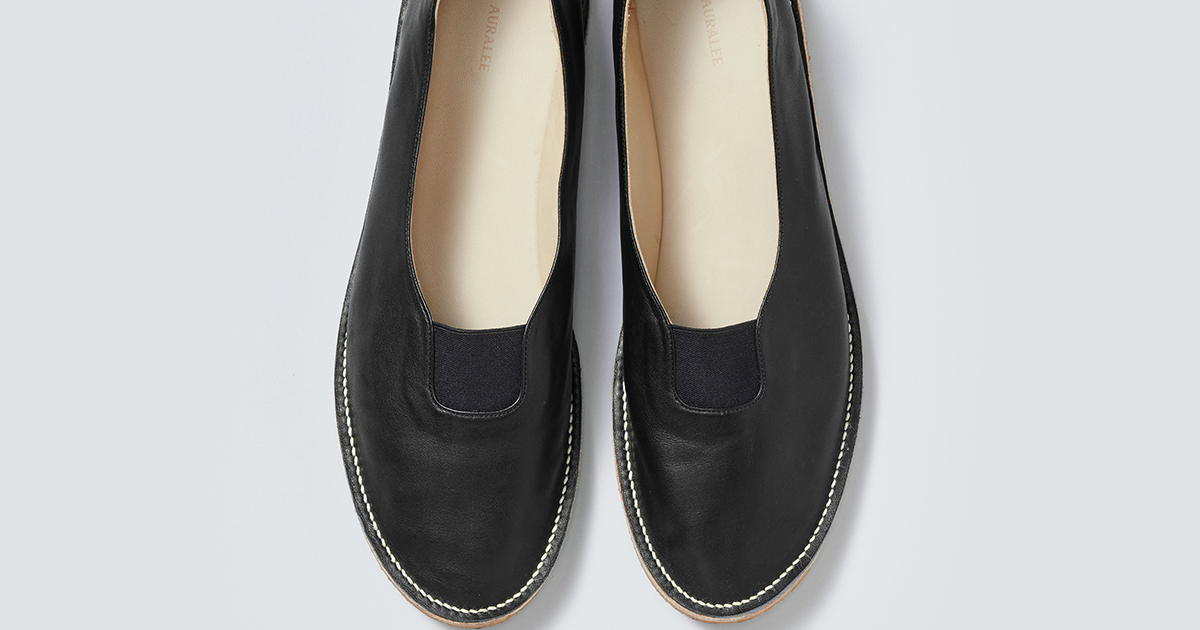 AURALEE × foot the coacherの新作シューズが発売開始