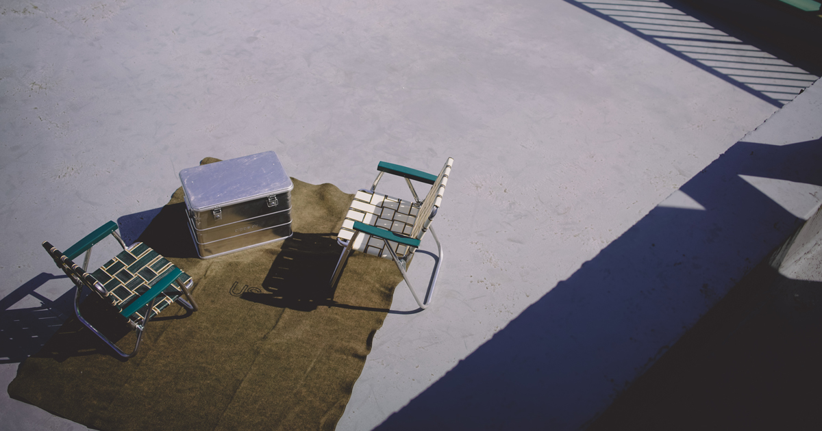 アメリカのモーテルを彷彿とさせるPACIFIC FURNITURE SERVICEの『Lawn