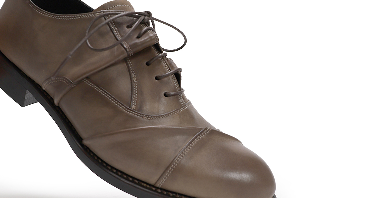 Atelier MIHARAYASUHIROのオーダーメイドシューズ『Twisted Shoes』