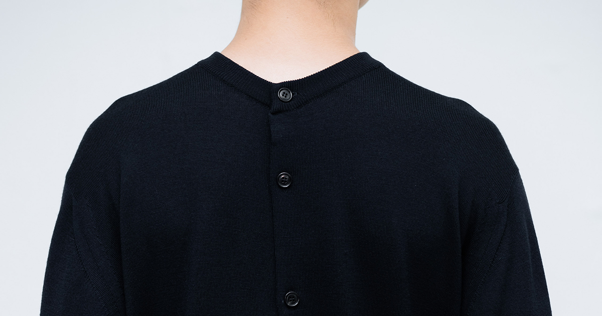 JOHN SMEDLEY × 5525gallery × L'ÉCHOPPEのクルーネックカーディガン