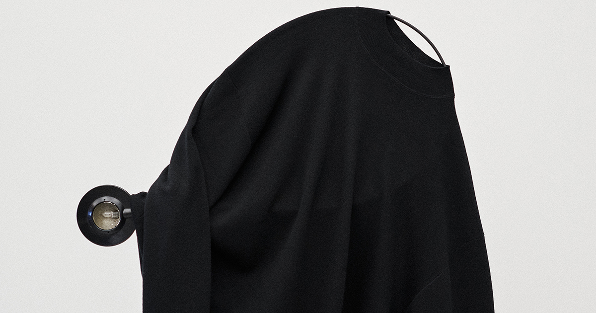 シルクとカシミヤのモックネックニット。BODHI for Graphpaperの第3弾