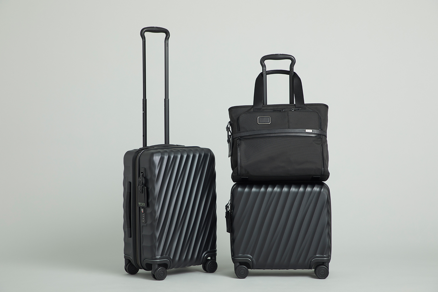 TUMI for UNITED ARROWSの新作はキャリーオンとトートバッグ