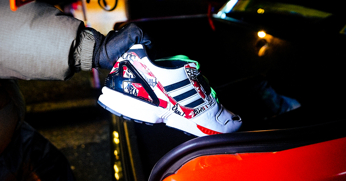 RUSTのアートワークを採用した『adidas Originals ”GRAFFITI PACK” atmos』