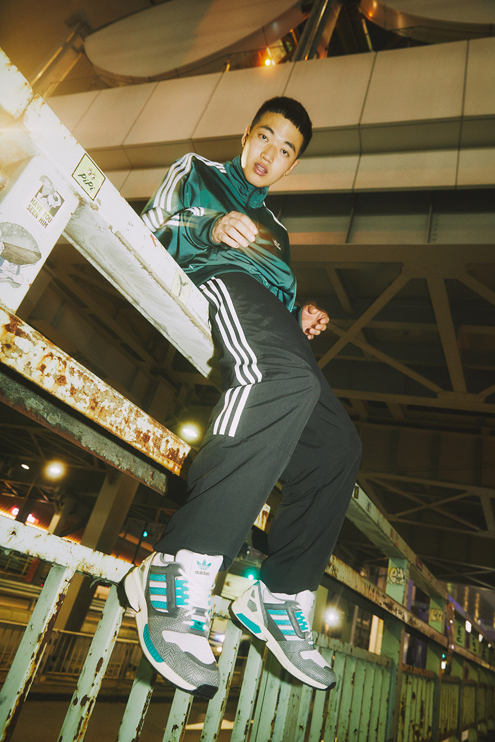 adidas Originals ZX 8000 G-SNK atmos ”EQT”』が8月20日にリリース