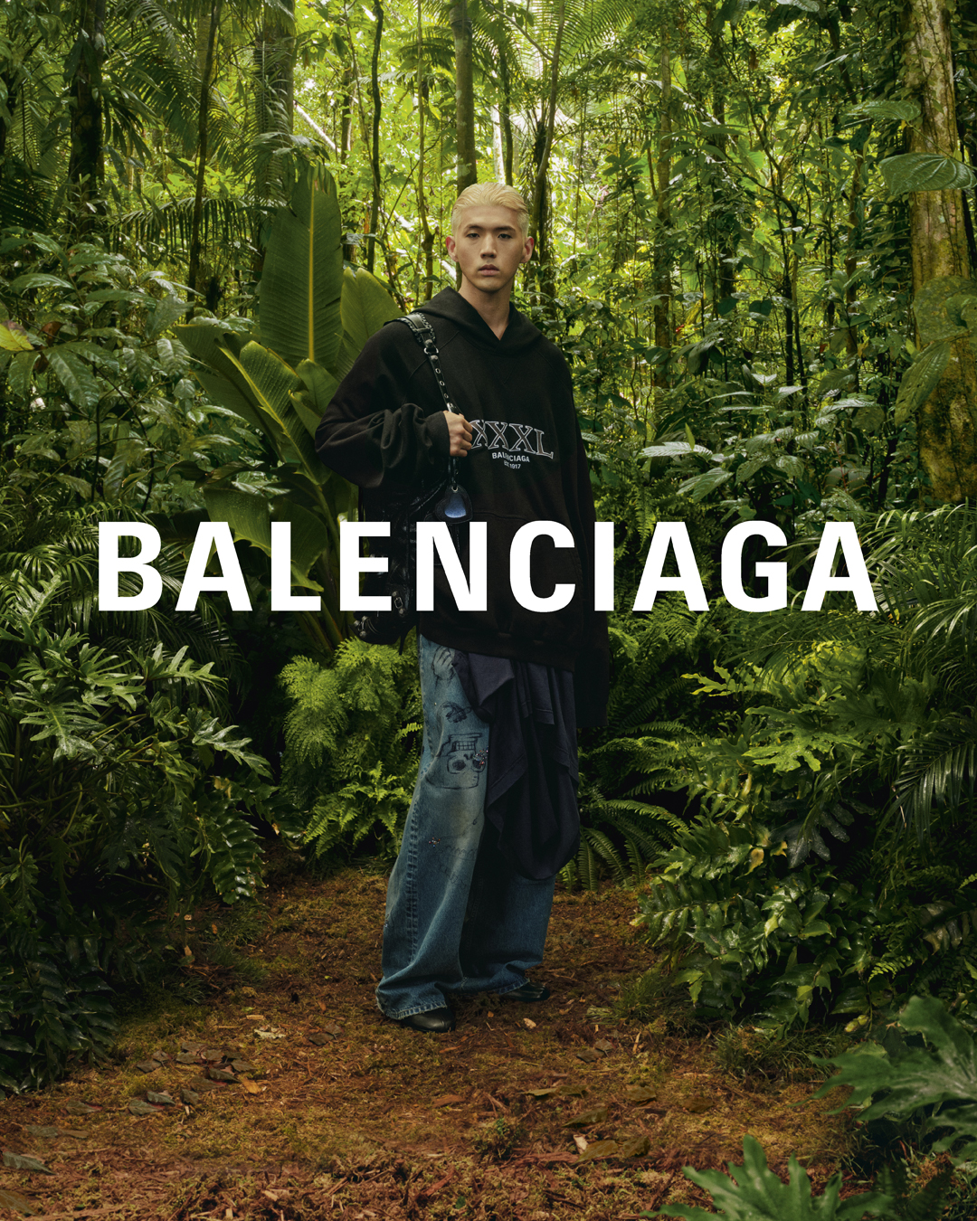 BALENCIAGAのWinter 22 Campaignが公開