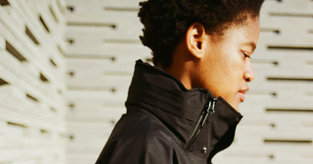 GORE-TEX®の3レイヤーで構築したマウンテンジャケット。Goldwin