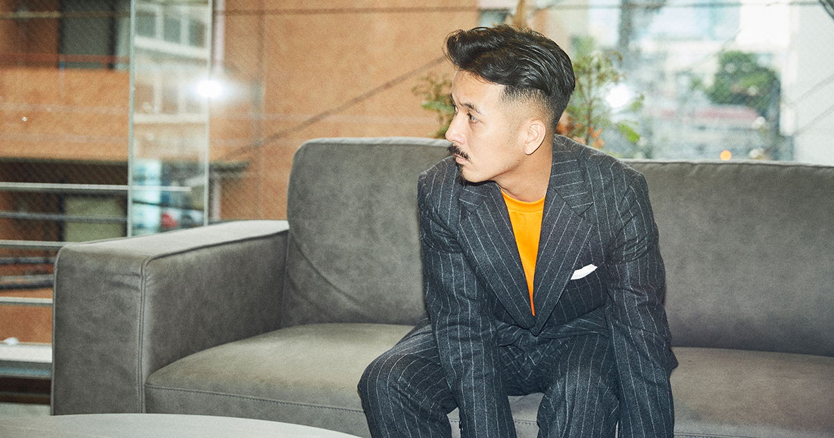 IO着用モデルwisdomtool 白スーツ