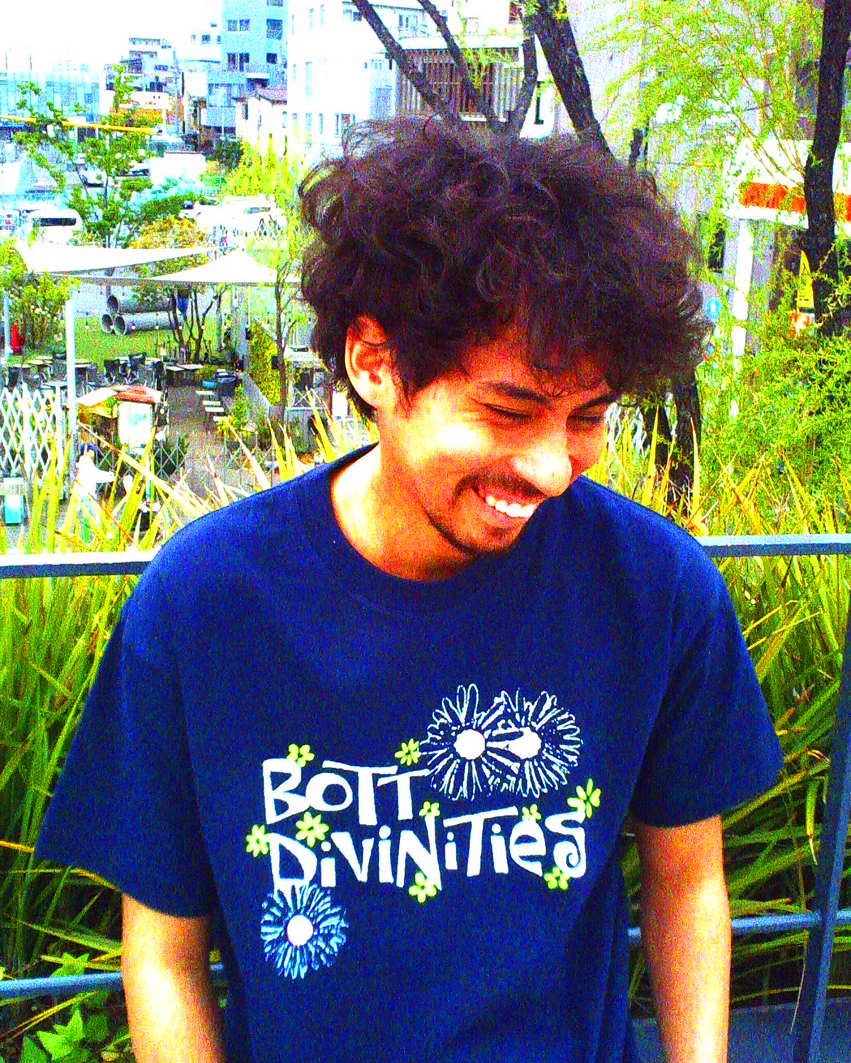 bott divinities コラボ tシャツ-