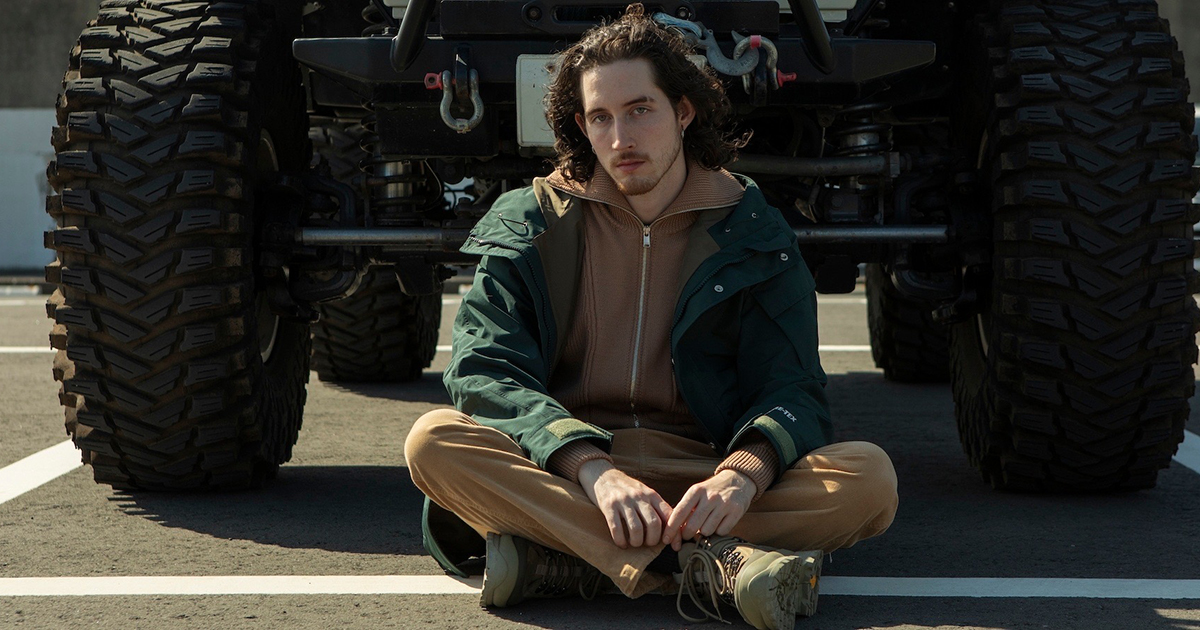 nonnative × GRAMICCIの『WALKER EASY PANTS C/P CORD STRETCH』が10月 
