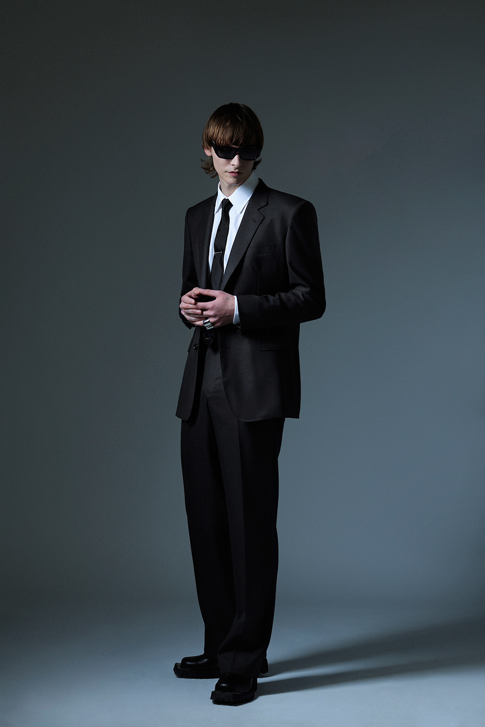 JOHN LAWRENCE SULLIVANの新定番スーツが12月8日に発売