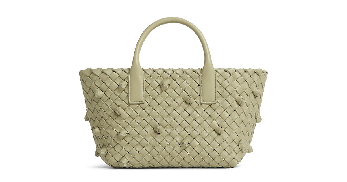 ボッテガ　現行品　【美品】週末限定 BOTTEGA VENETAから日本限定カラーの『ミニ カバ』が登場