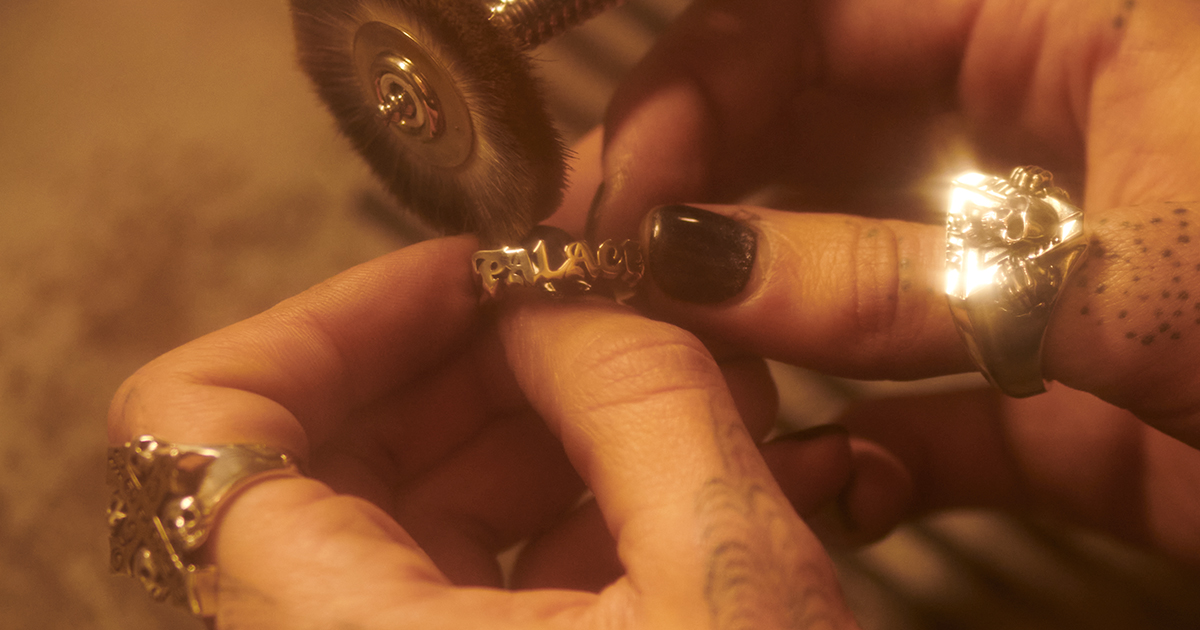 PALACE SKATEBOARDSとTHE GREAT FROGがコラボレーション