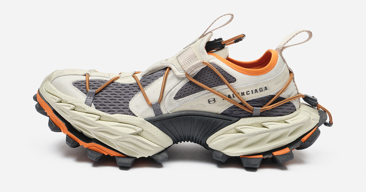 BALENCIAGAの『Hike Sneaker』