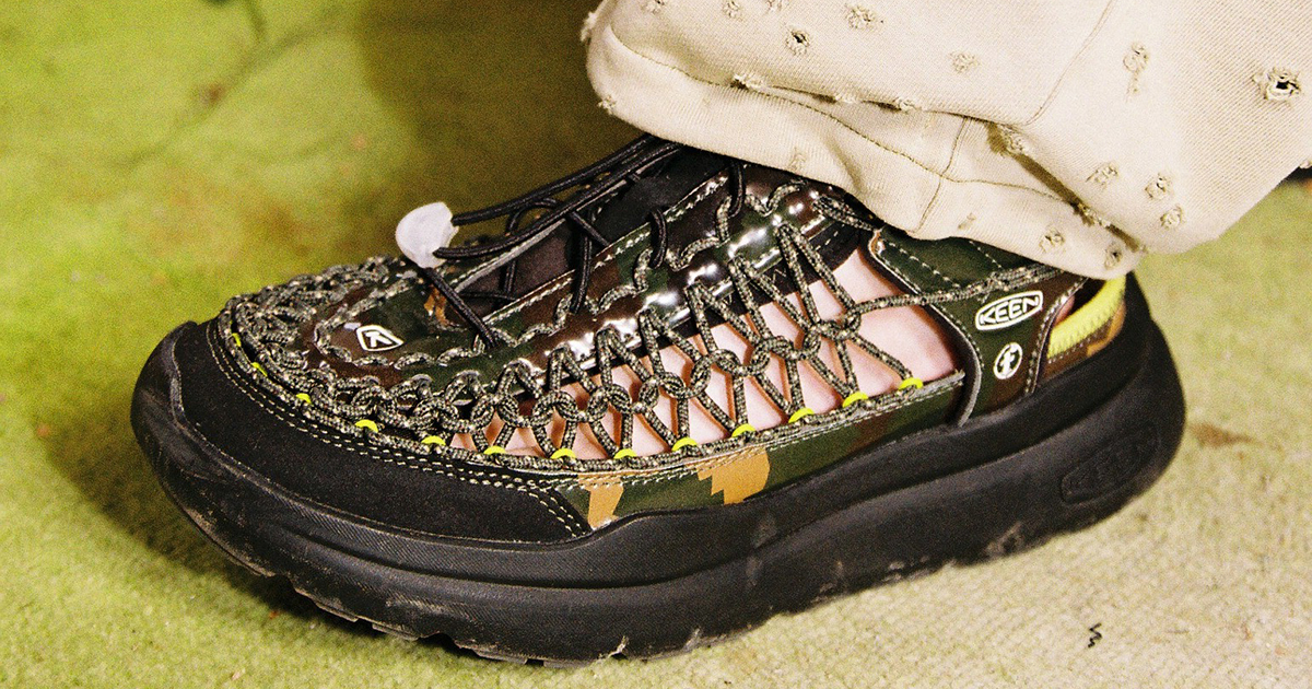 KEENとFAFのコラボレーションサンダル