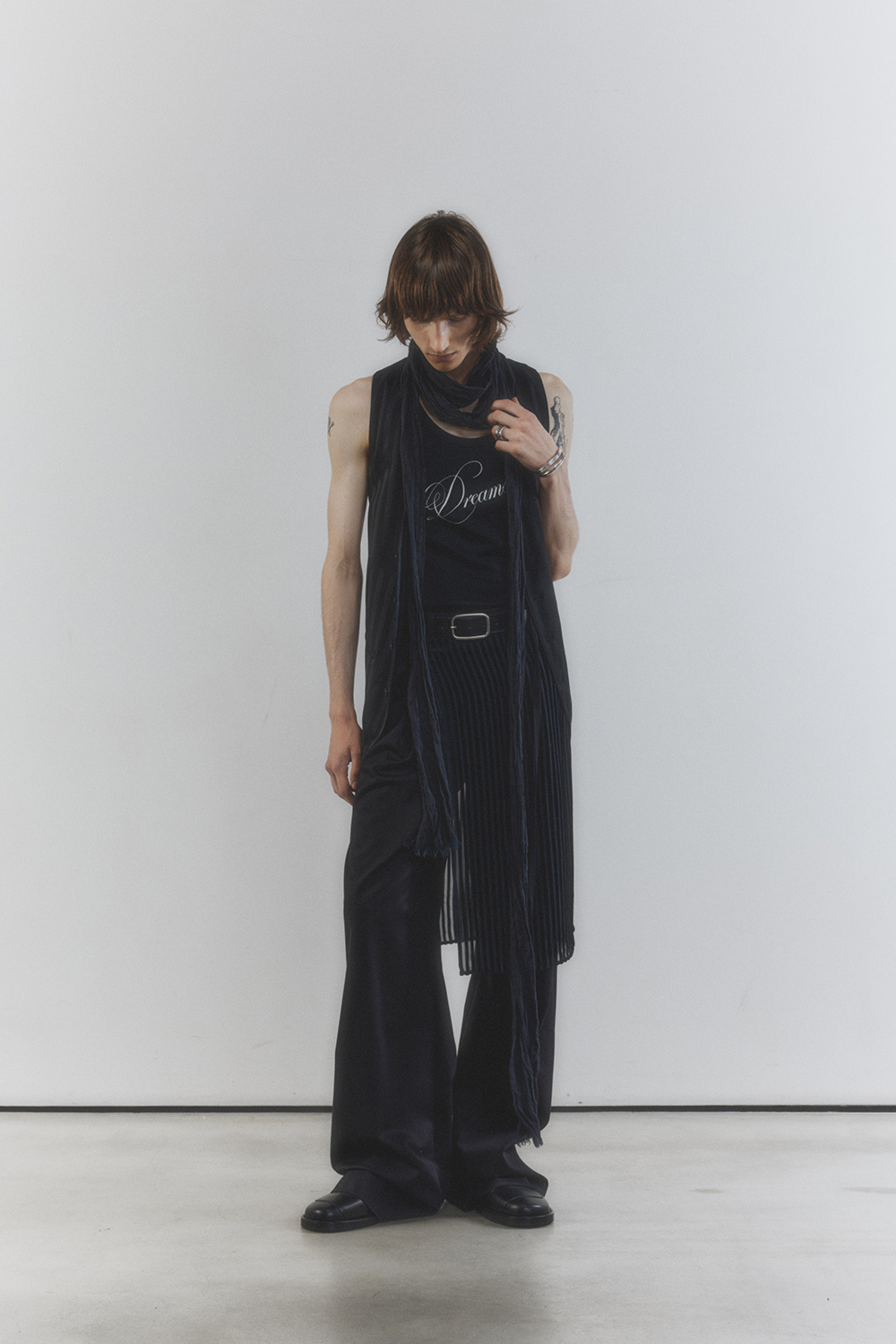 ANN DEMEULEMEESTERの2026 Pre Spring Collectionが公開