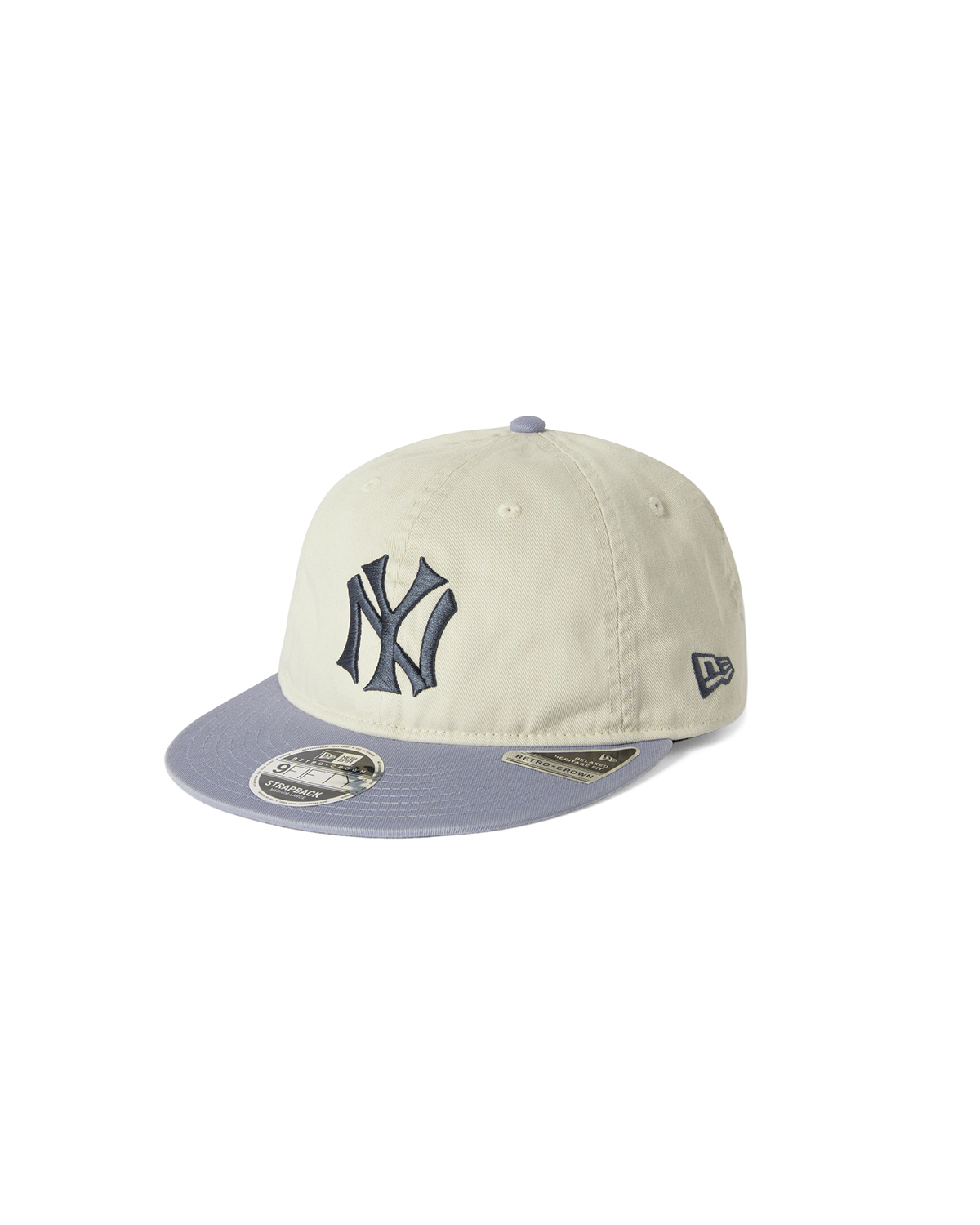 thisisneverthat × New Era®のキャップ