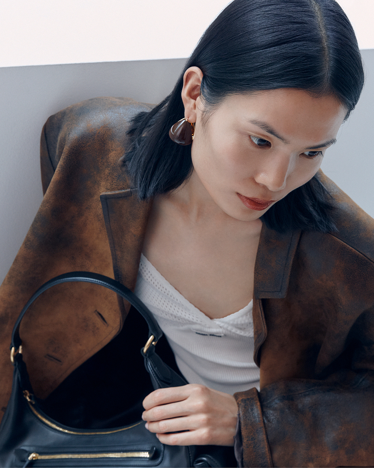 MIU MIUからポケットバッグシリーズの新作がリリース