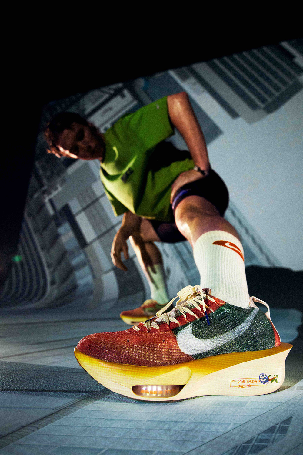 NIKE - 【週末お値引き中】ナイキ  オレゴンプロジェクト  ウィンドランナー UNION RUNNING DEPT. BY NIKE』が8月30日よりスタート