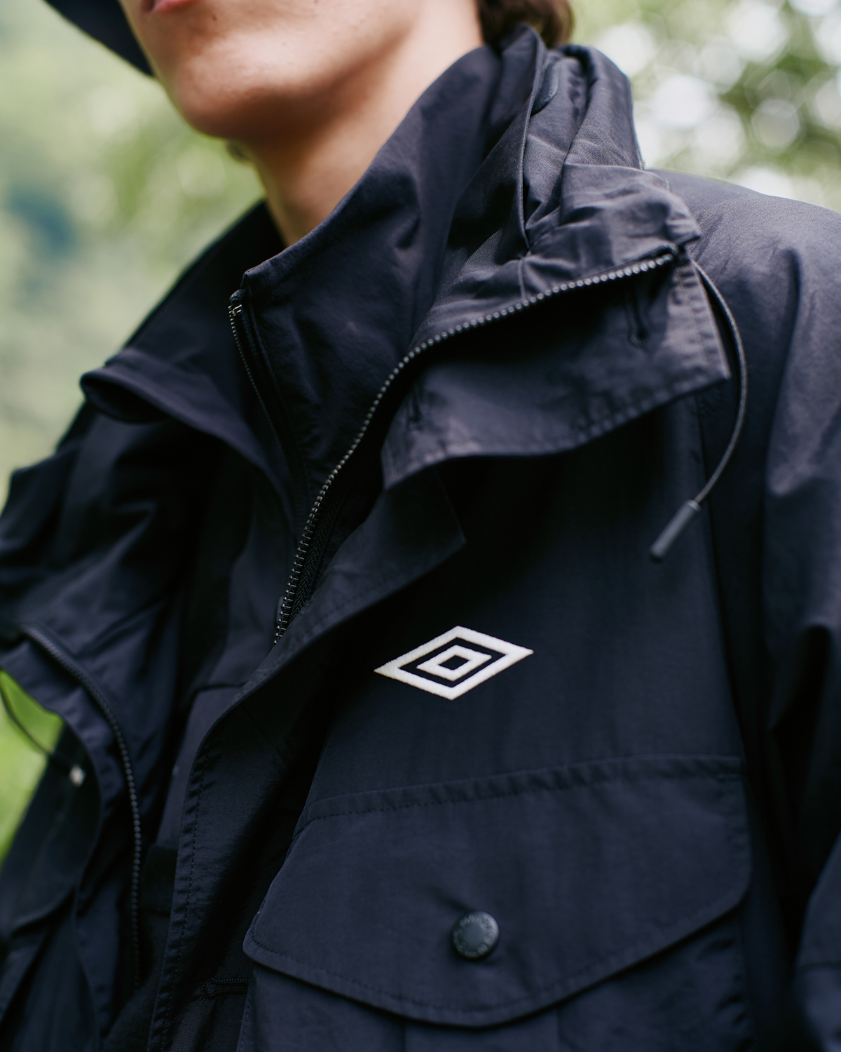 White Mountaineering × UMBROの新作アイテムが9月6日に発売