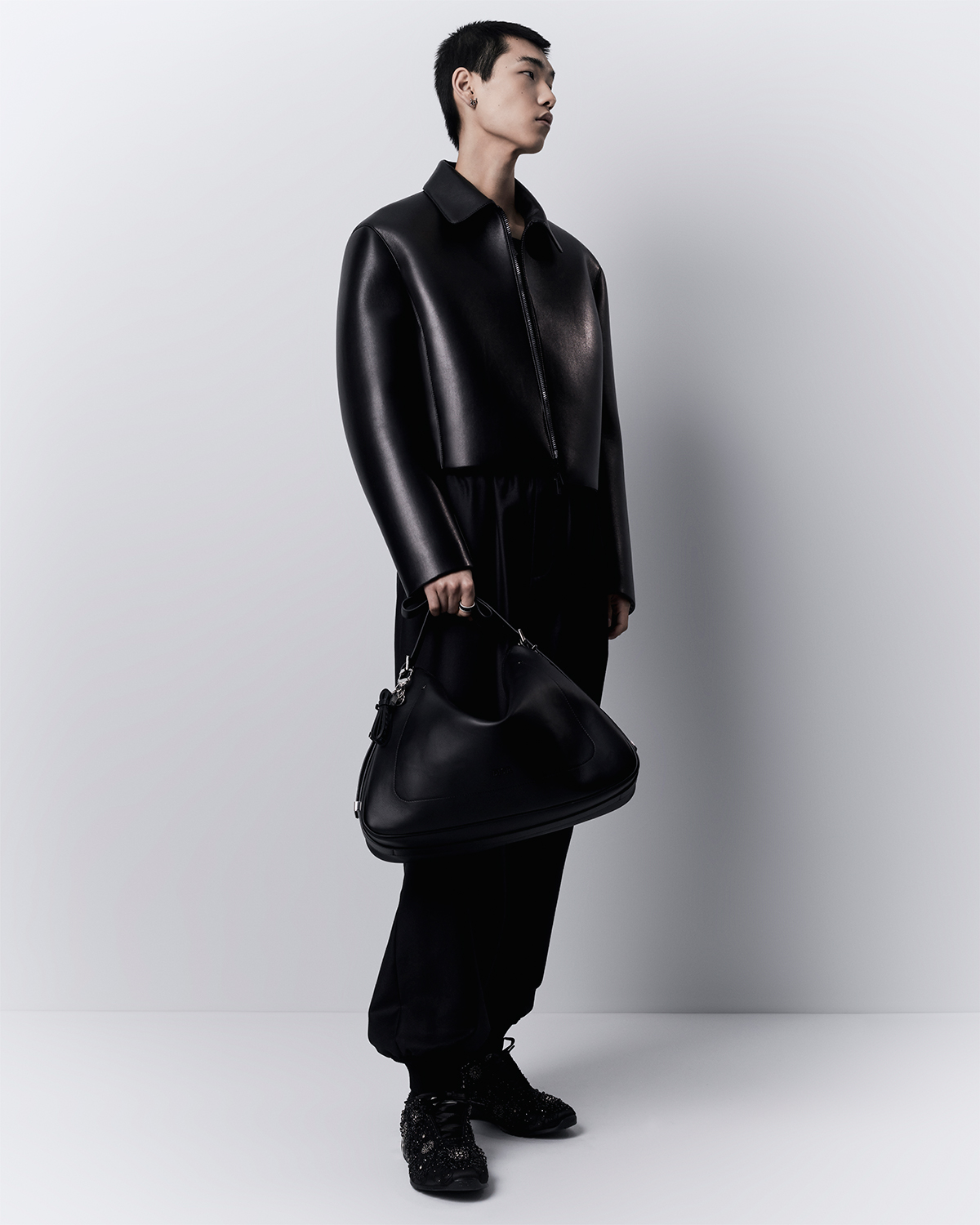 【2021AW】極美品 DIOR 側章トラウザーズ ブラック 46 2021AW】極美品 DIOR 側章トラウザーズ ブラック 46 - メルカリ