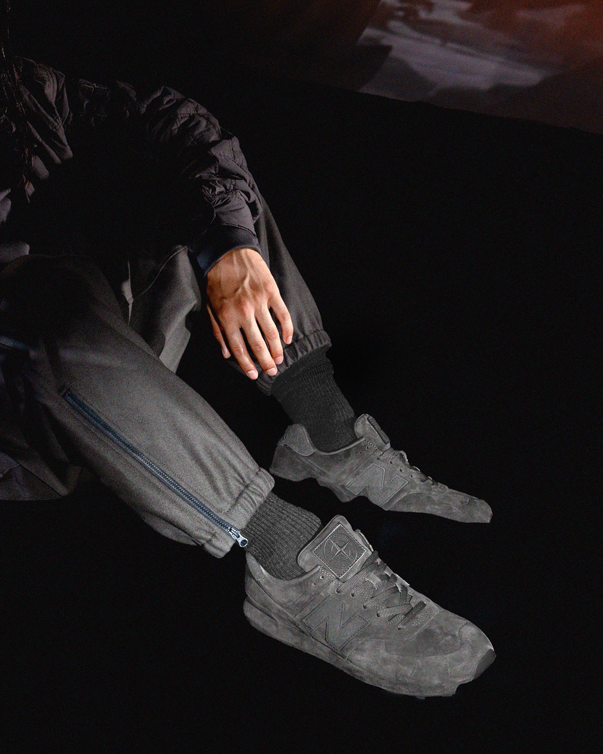 ストーンアイランド ニューバランス 574 GHOST ダークグレー 27.5 ストーンアイランド」×「ニューバランス」による新作スニーカー