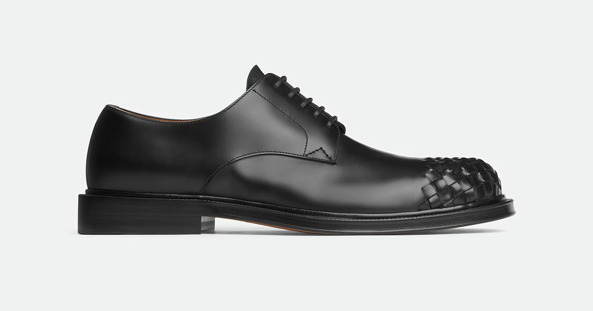 BOTTEGA VENETAの『JAMES LACEUP SHOES』