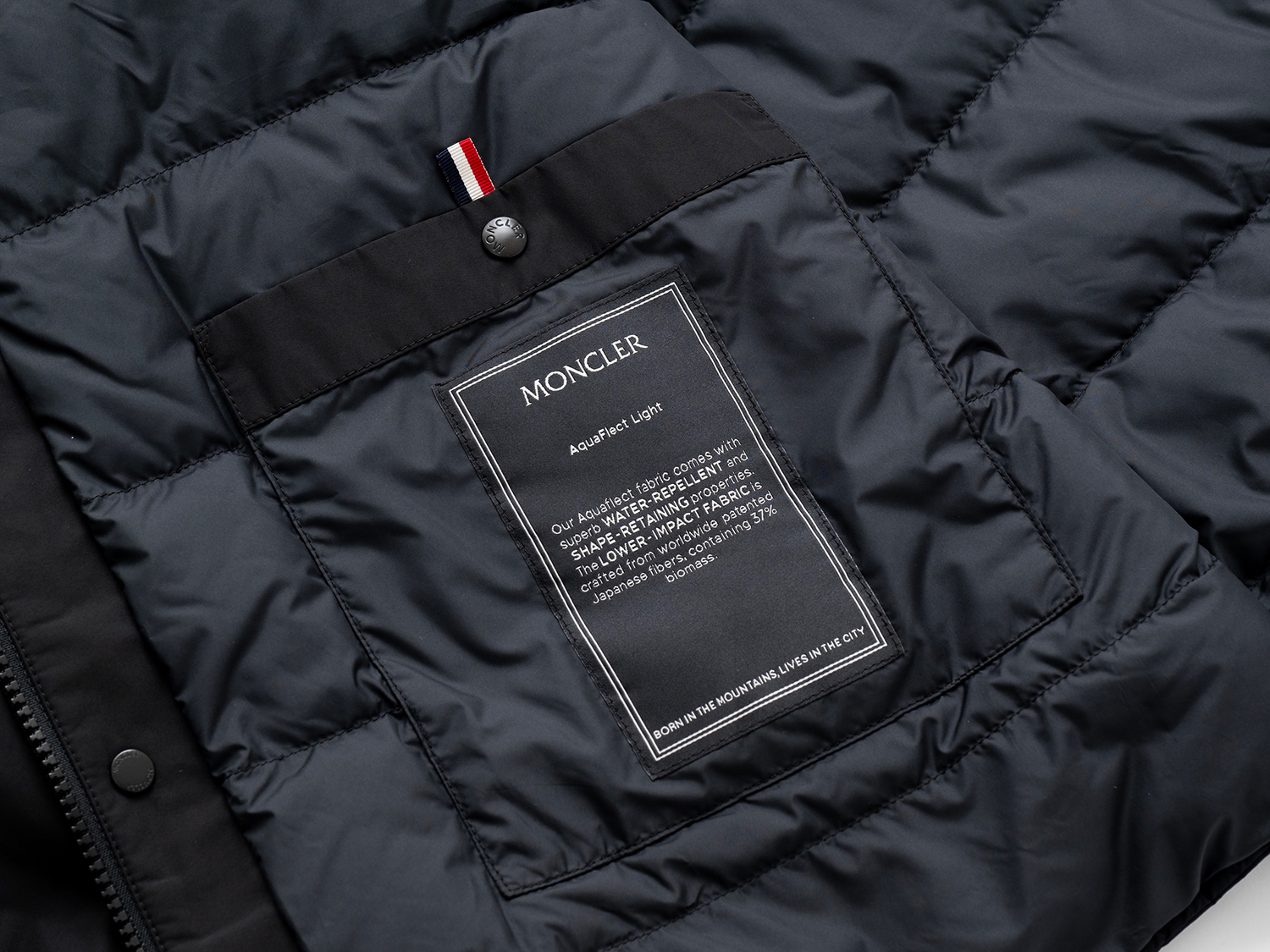 ふ*く様 モンクレール別注ロンハーマン ブラックジャケット MONCLERのダウンジャケットのエクスクルーシブカラーがRon