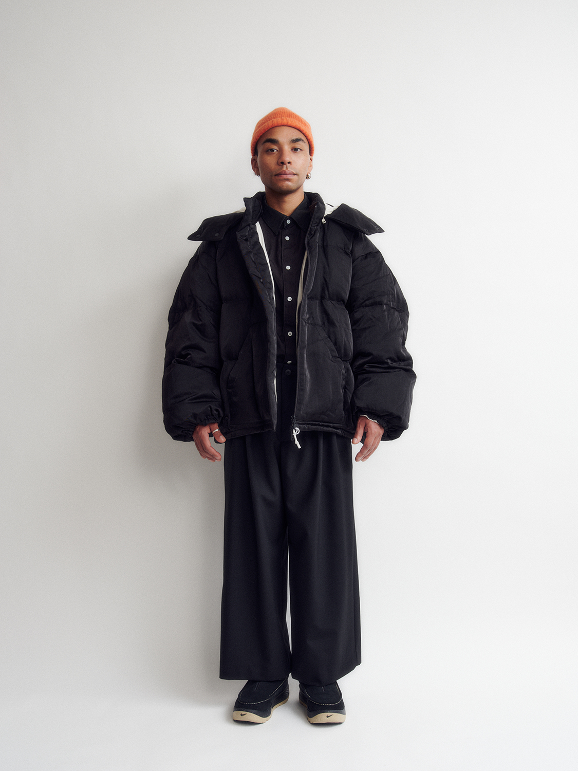 DIGAWELとF/CE.®による新作パファージャケットが10月11日に発売