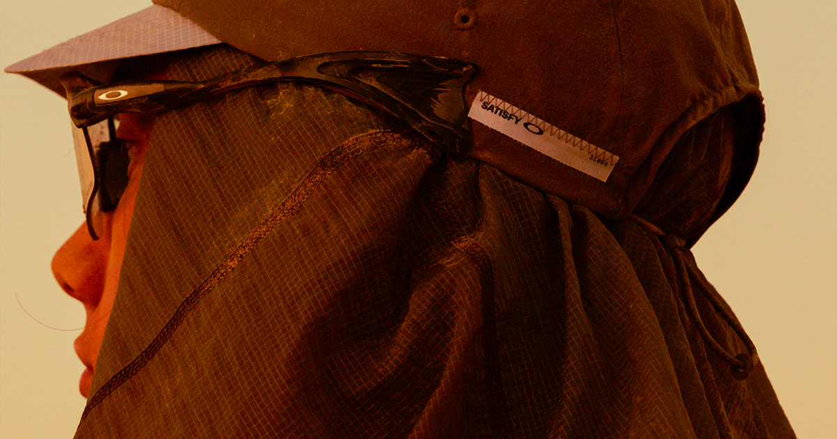 Satisfy × OAKLEYの新作コレクションが10月11日にリリース