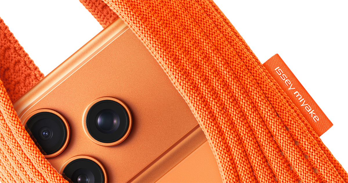 ISSEY MIYAKEとAppleの協業プロジェクト『iPhone Pocket』