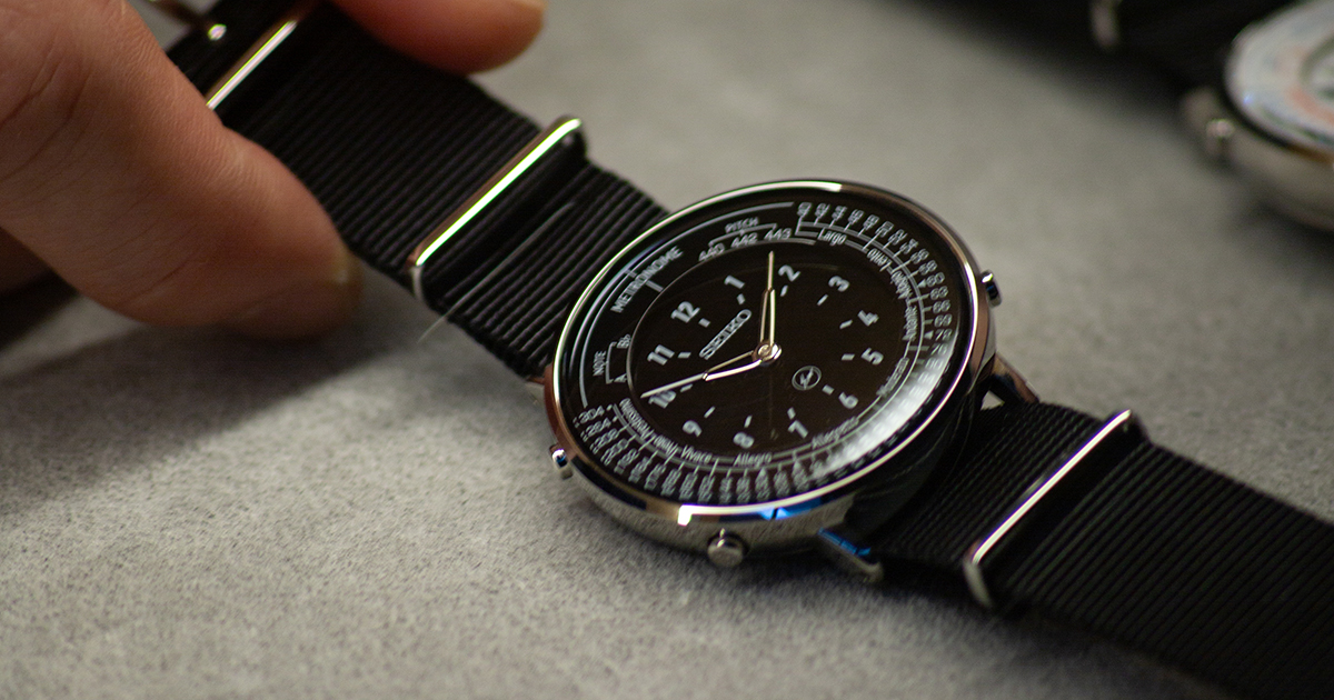 SEIKO、fragment design、V.A.の3者によるメトロノームウオッチ